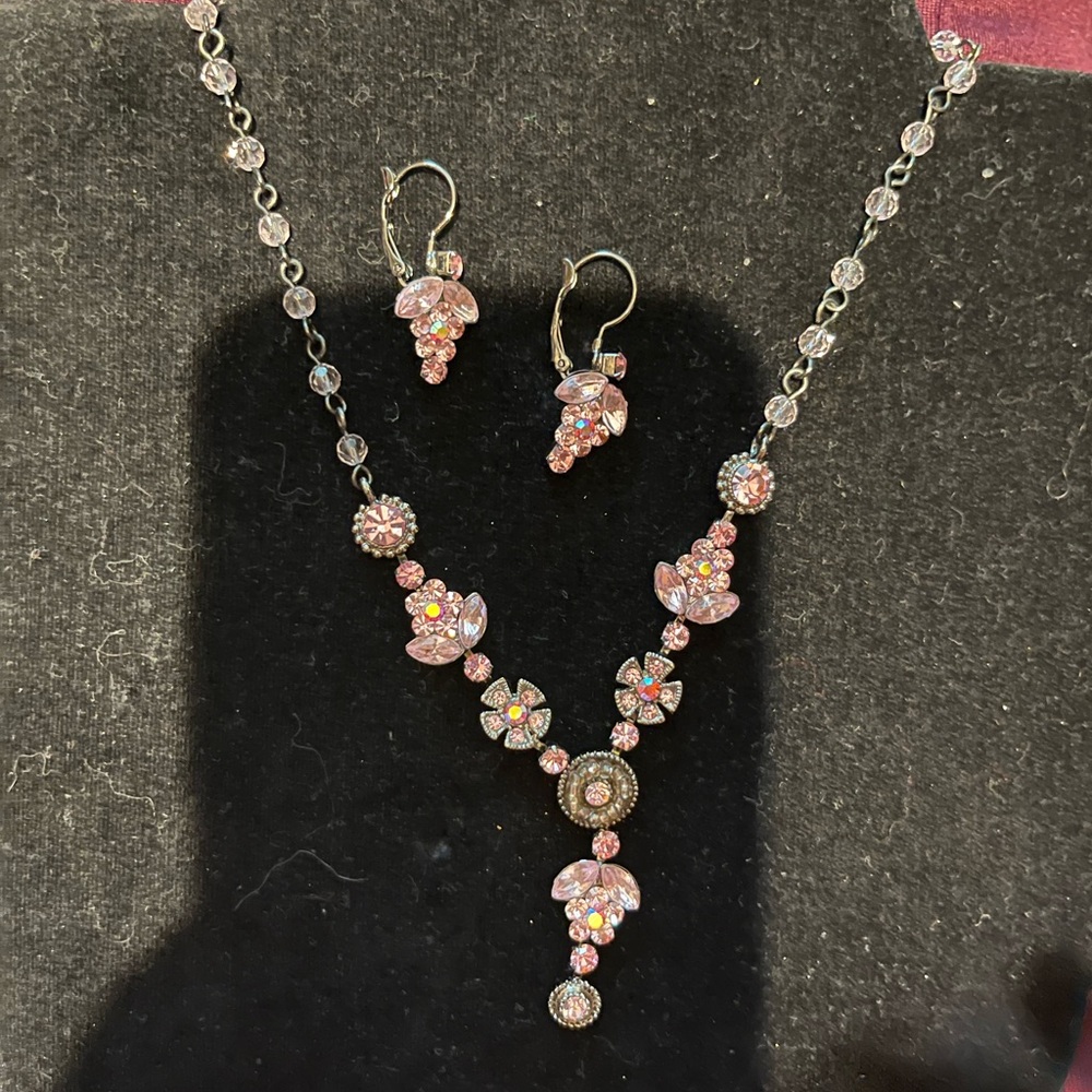 Cookie lee necklace and earrings